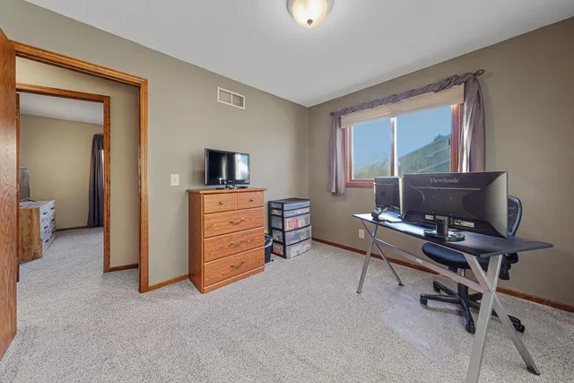 $315,000 | 2501 Marwood Drive, Mankato, MN 56001