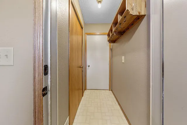 $315,000 | 2501 Marwood Drive, Mankato, MN 56001