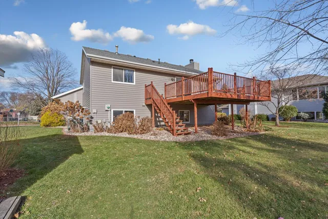 $315,000 | 2501 Marwood Drive, Mankato, MN 56001