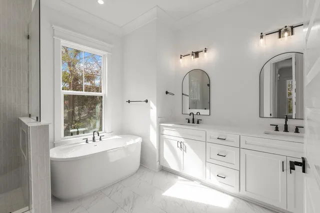 $1,225,000 | 6444 St Anthony Drive, Hollywood, SC 29449