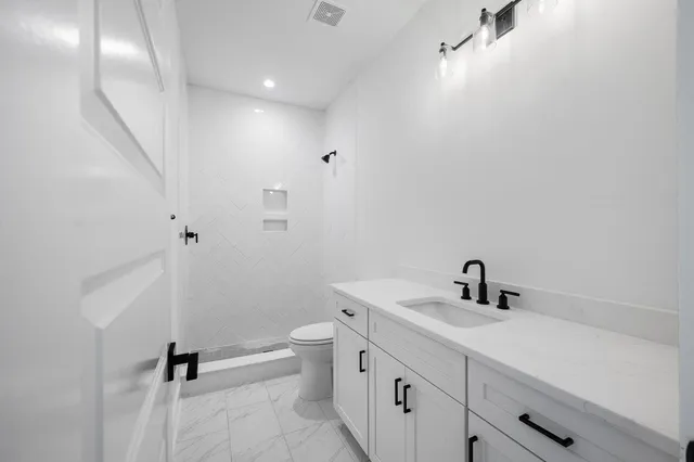 $1,225,000 | 6444 St Anthony Drive, Hollywood, SC 29449