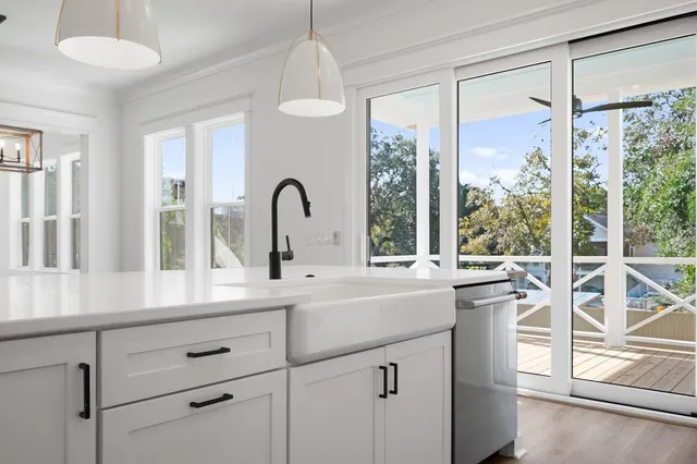 $1,225,000 | 6444 St Anthony Drive, Hollywood, SC 29449