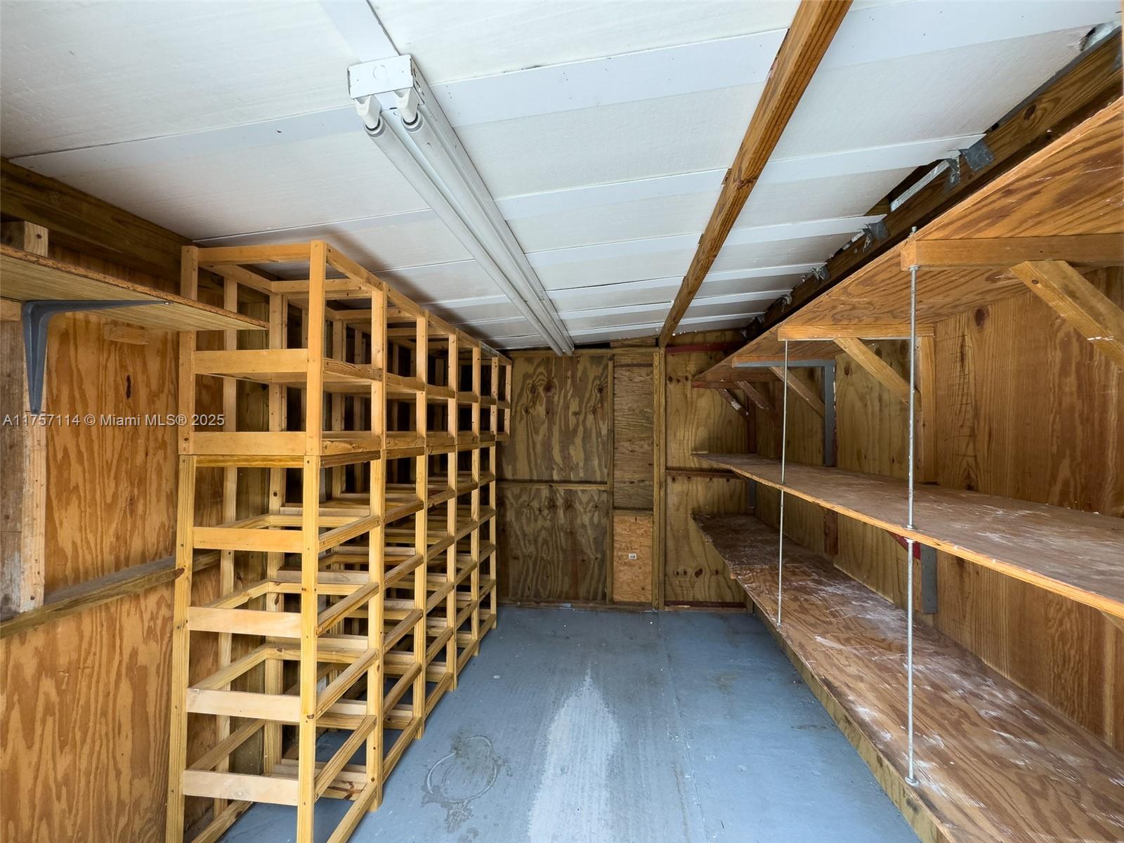 4485 East 8th Avenue Hialeah, FL 33013 - Photo 34 of 40