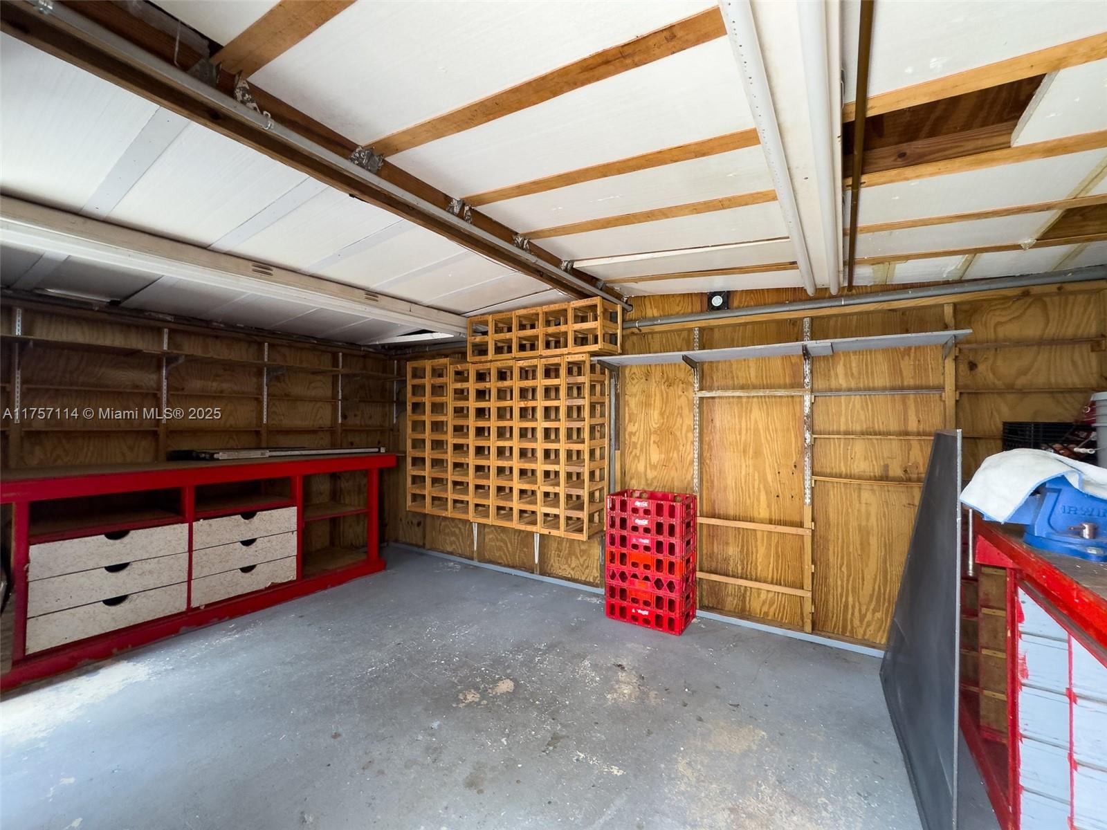 4485 East 8th Avenue Hialeah, FL 33013 - Photo 35 of 40