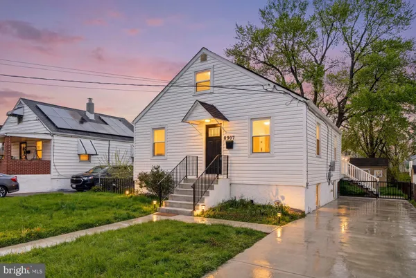 $329,000 | 907 Martin Road, Essex, MD 21221
