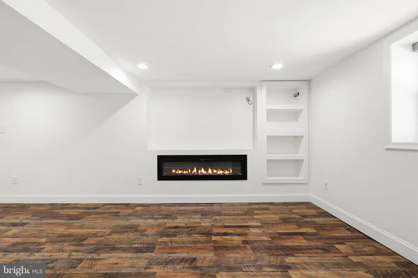 $329,000 | 907 Martin Road, Essex, MD 21221