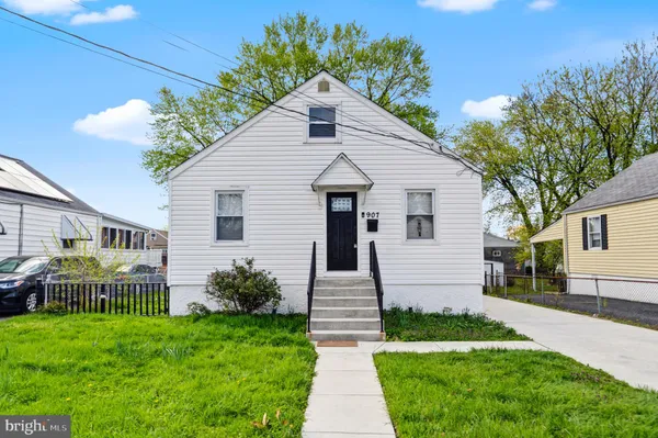 $329,000 | 907 Martin Road, Essex, MD 21221