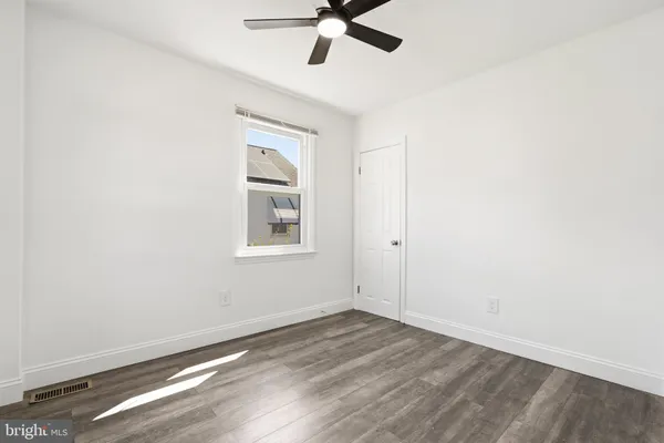 $329,000 | 907 Martin Road, Essex, MD 21221