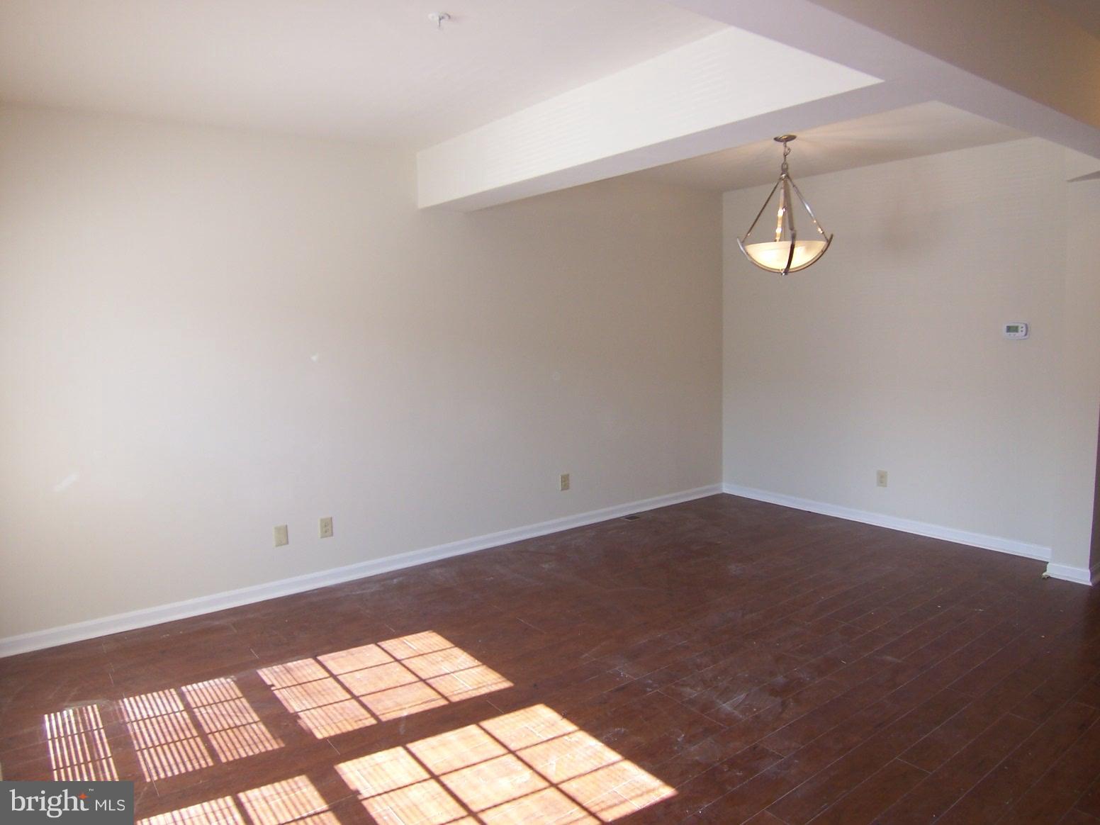 1734 Waltman Road Edgewood, MD 21040 - Photo 4 of 30 Living Room