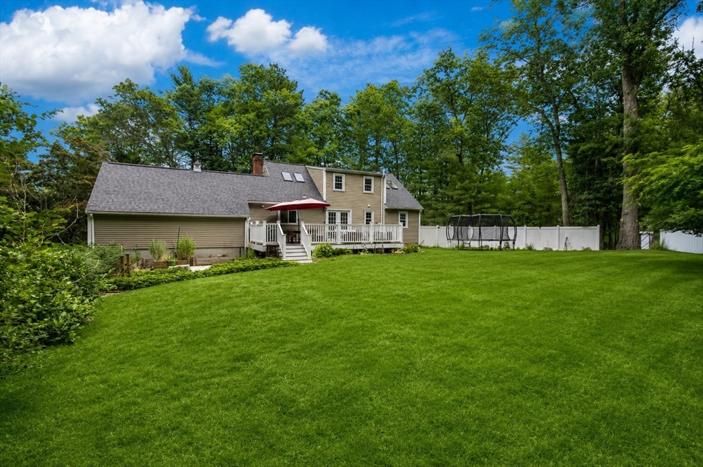 73 High Street Medfield, MA 02052 - Photo 2 of 38