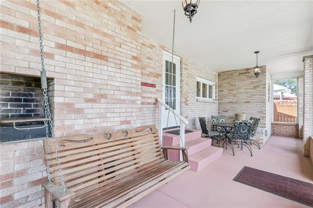 807 Kaye Avenue Monaca, PA 15061 - Photo 37 of 41 a dining room with furniture and wooden floor