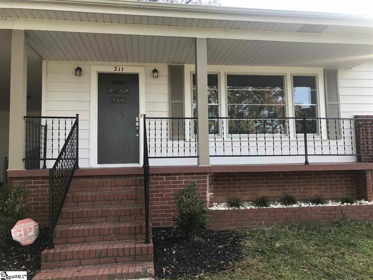 211 Legrand Boulevard Greenville, SC 29607 - Photo 2 of 21