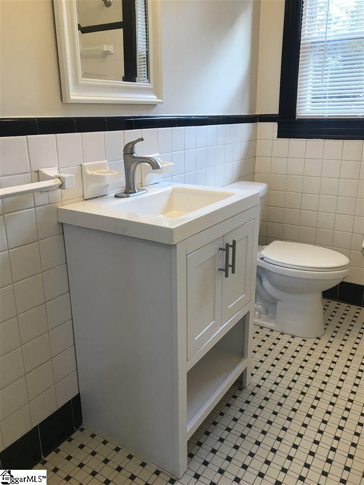 211 Legrand Boulevard Greenville, SC 29607 - Photo 13 of 21