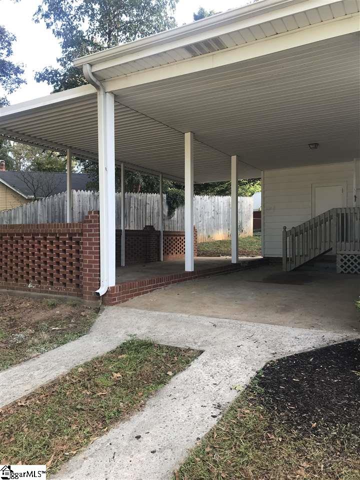 211 Legrand Boulevard Greenville, SC 29607 - Photo 17 of 21