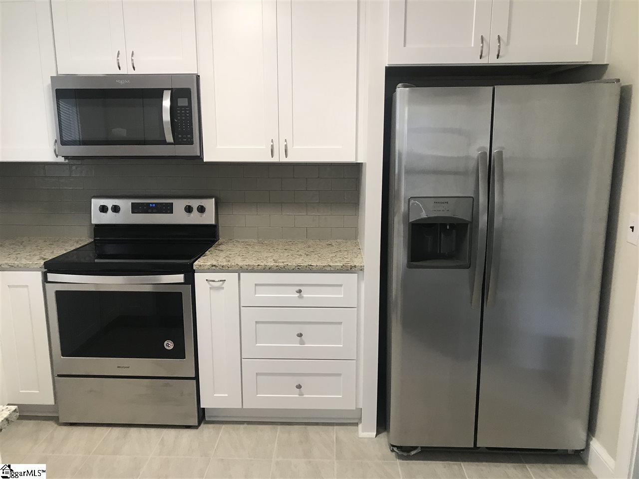 211 Legrand Boulevard Greenville, SC 29607 - Photo 9 of 21