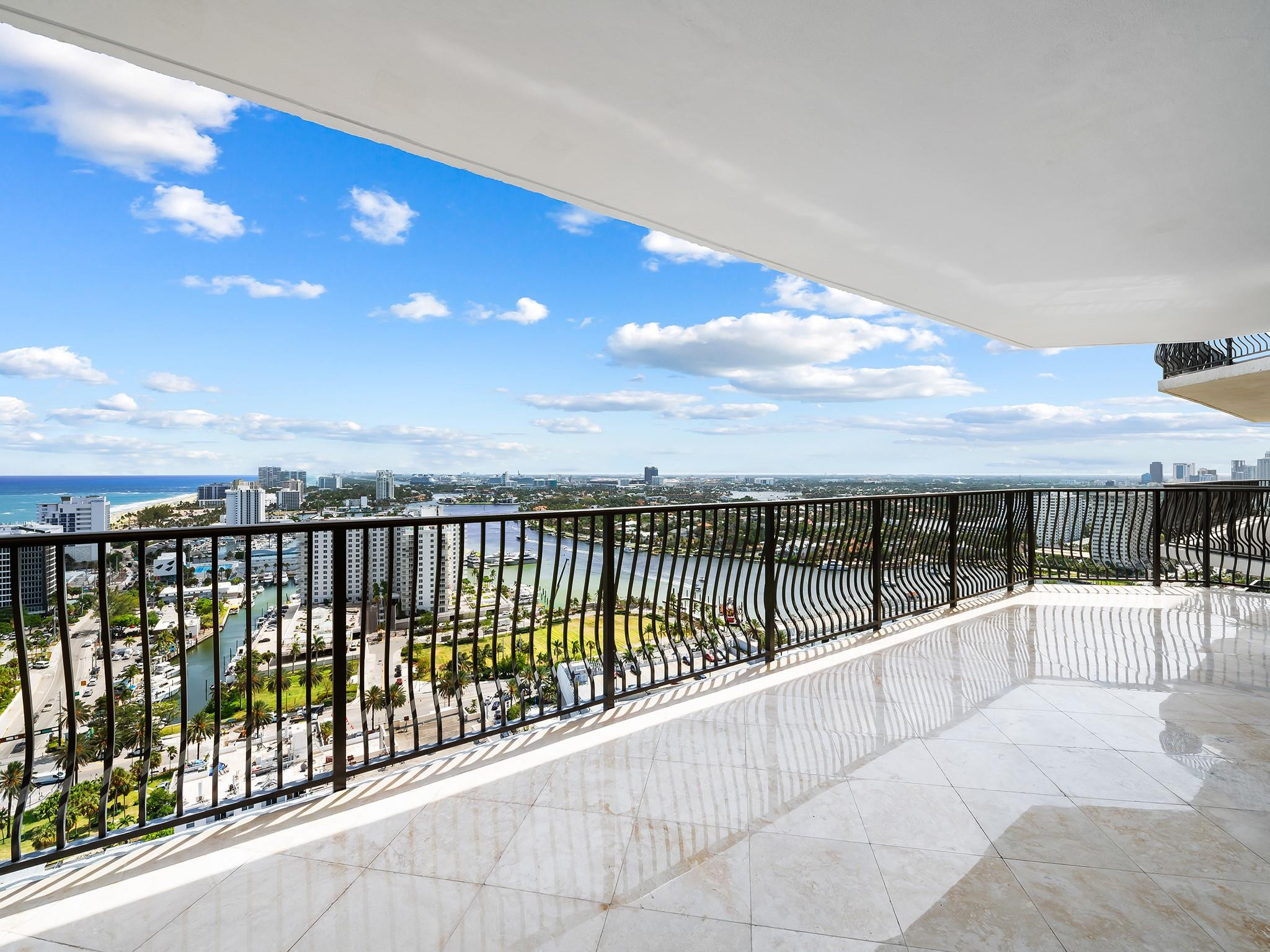 100 South Birch Road, Unit 2504 Fort Lauderdale, FL 33316 - Photo 2 of 42