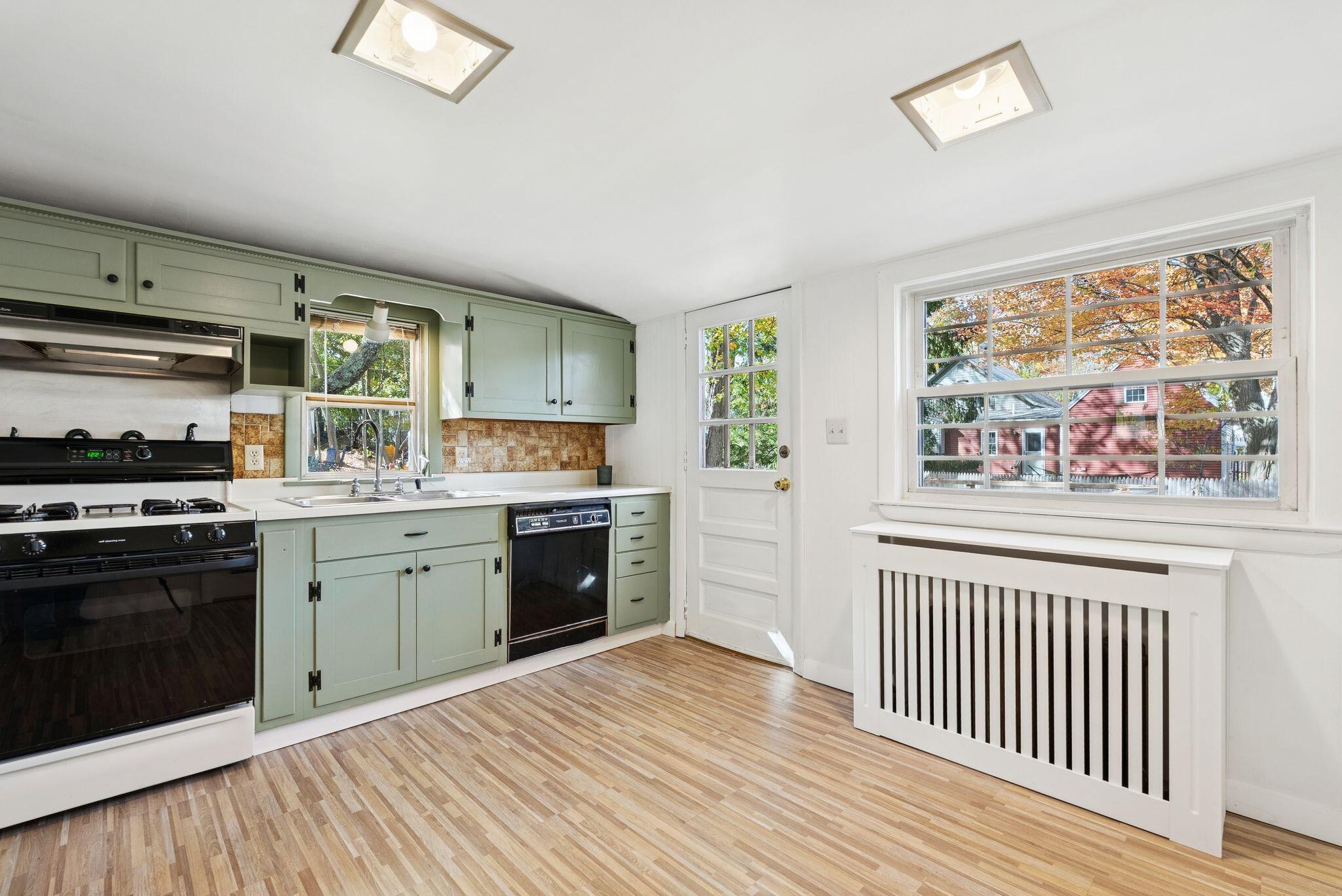 18 9th Street Portland, ME 04103 - Photo 14 of 34 30_DSC02878