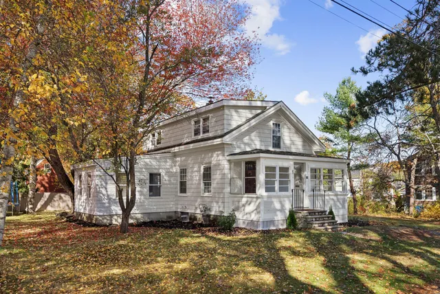 $425,000 | 18 9th Street, Portland, ME 04103