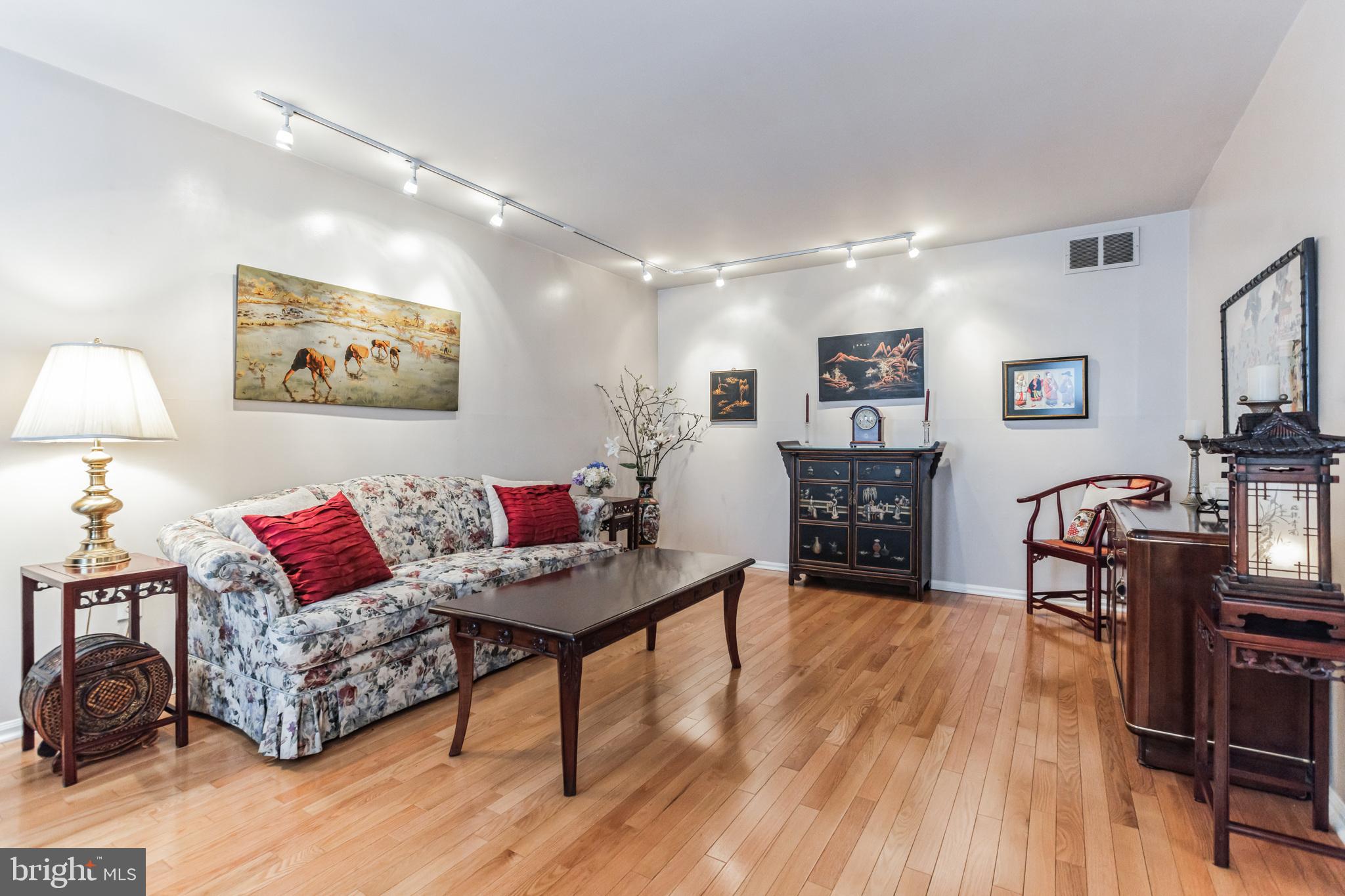 1208 Cardinal Lake Drive Cherry Hill, NJ 08003 - Photo 14 of 35