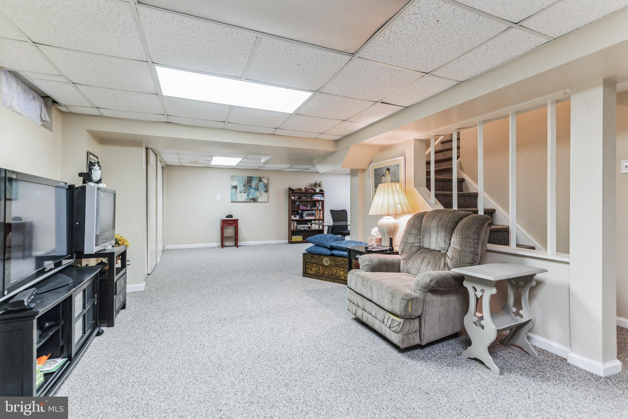1208 Cardinal Lake Drive Cherry Hill, NJ 08003 - Photo 26 of 35
