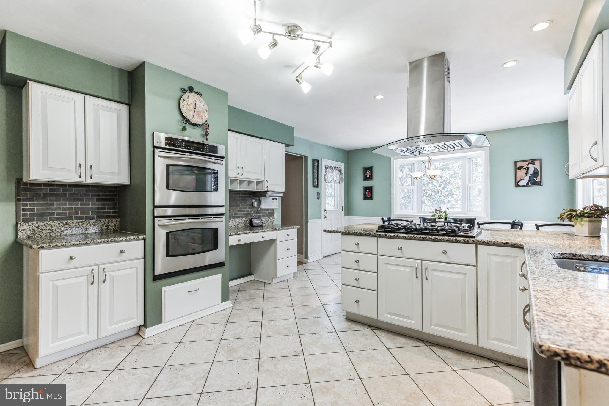 1208 Cardinal Lake Drive Cherry Hill, NJ 08003 - Photo 7 of 35