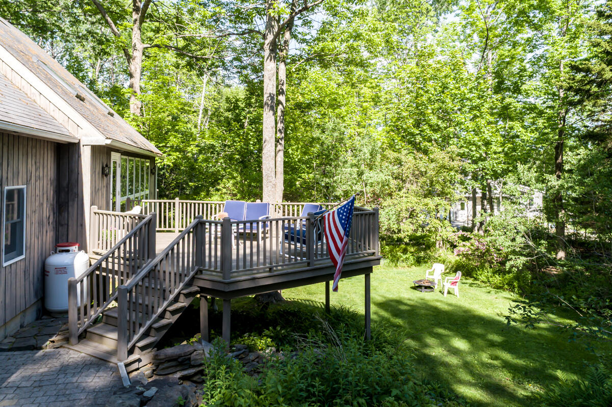15 Cushing Briggs Road Freeport, ME 04032 - Photo 59 of 86 4-Front yard (1 of 2)