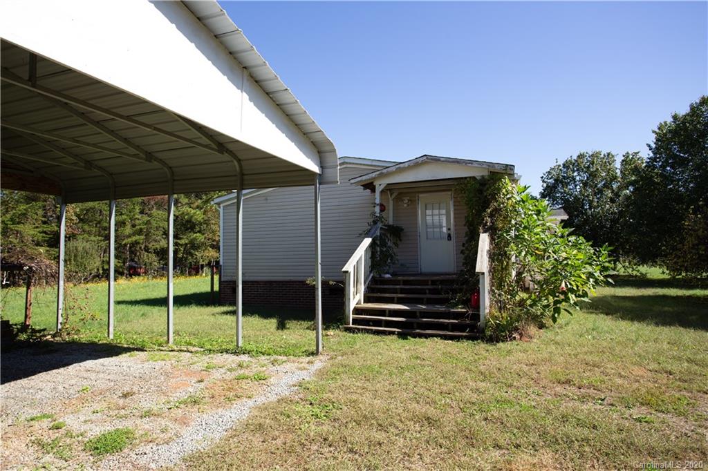 5084 Flay Road Lincolnton, NC 28092 - Photo 3 of 32 Gallery Image 3
