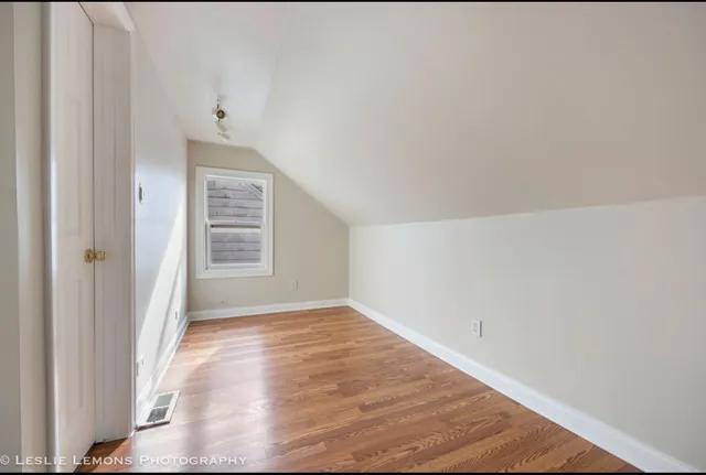 $2,700 | 626 Manchester Avenue, Westchester, IL 60154