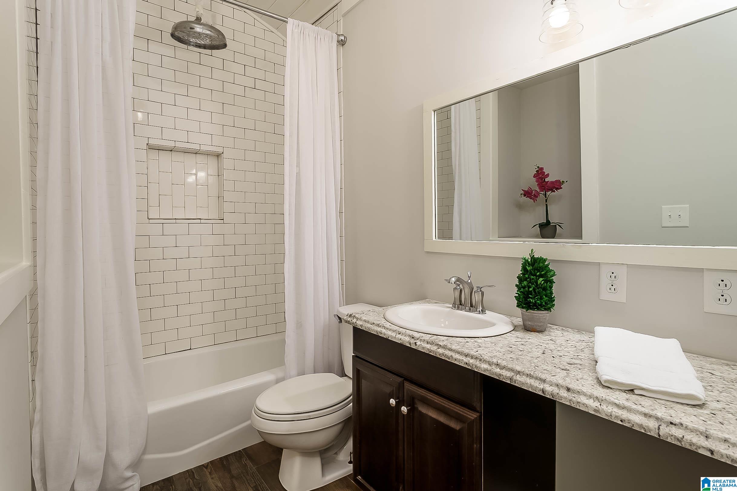 1901 Saulter Road Birmingham, AL 35209 - Photo 12 of 17