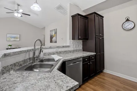 $325,000 | 35 Fox Run Court, Benson, NC 27504