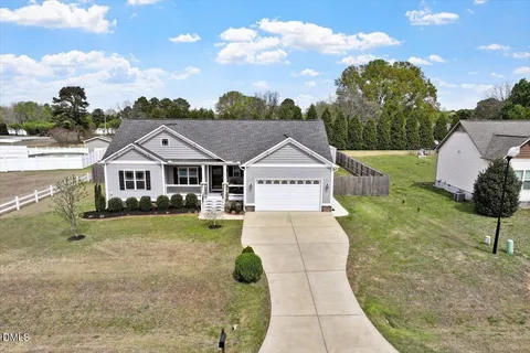 $325,000 | 35 Fox Run Court, Benson, NC 27504