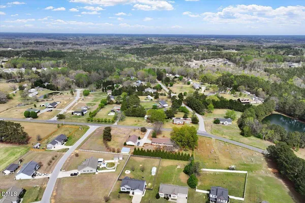 $325,000 | 35 Fox Run Court, Benson, NC 27504