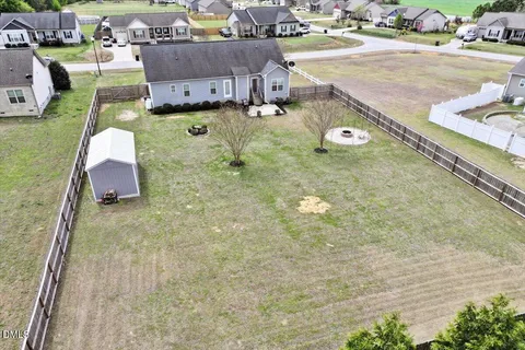 $325,000 | 35 Fox Run Court, Benson, NC 27504