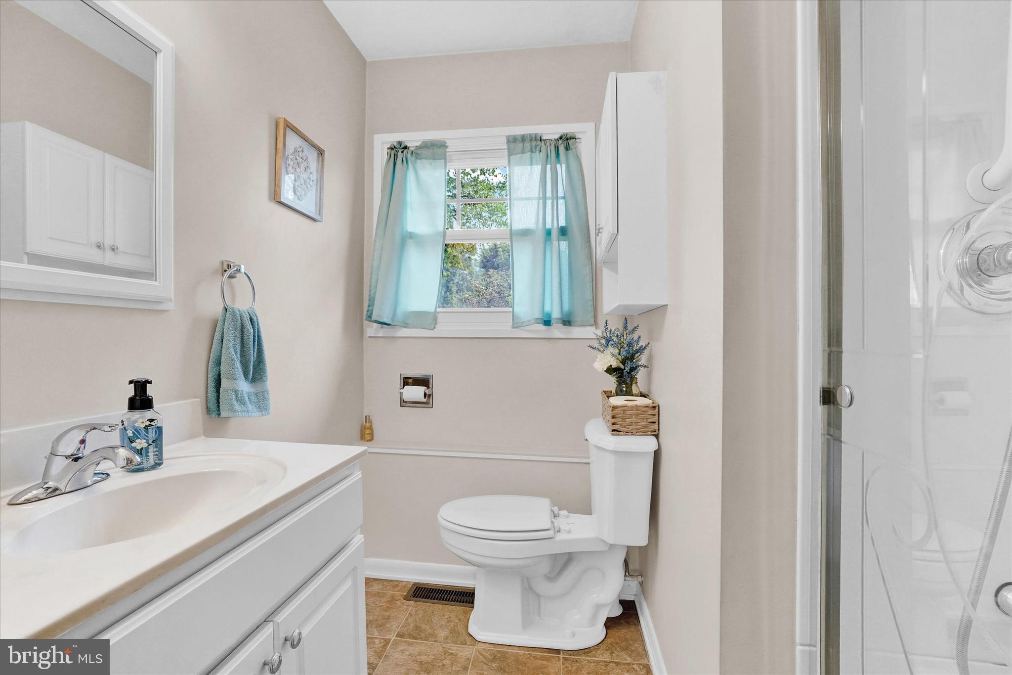 2435 Dunbar Road York, PA 17408 - Photo 15 of 27