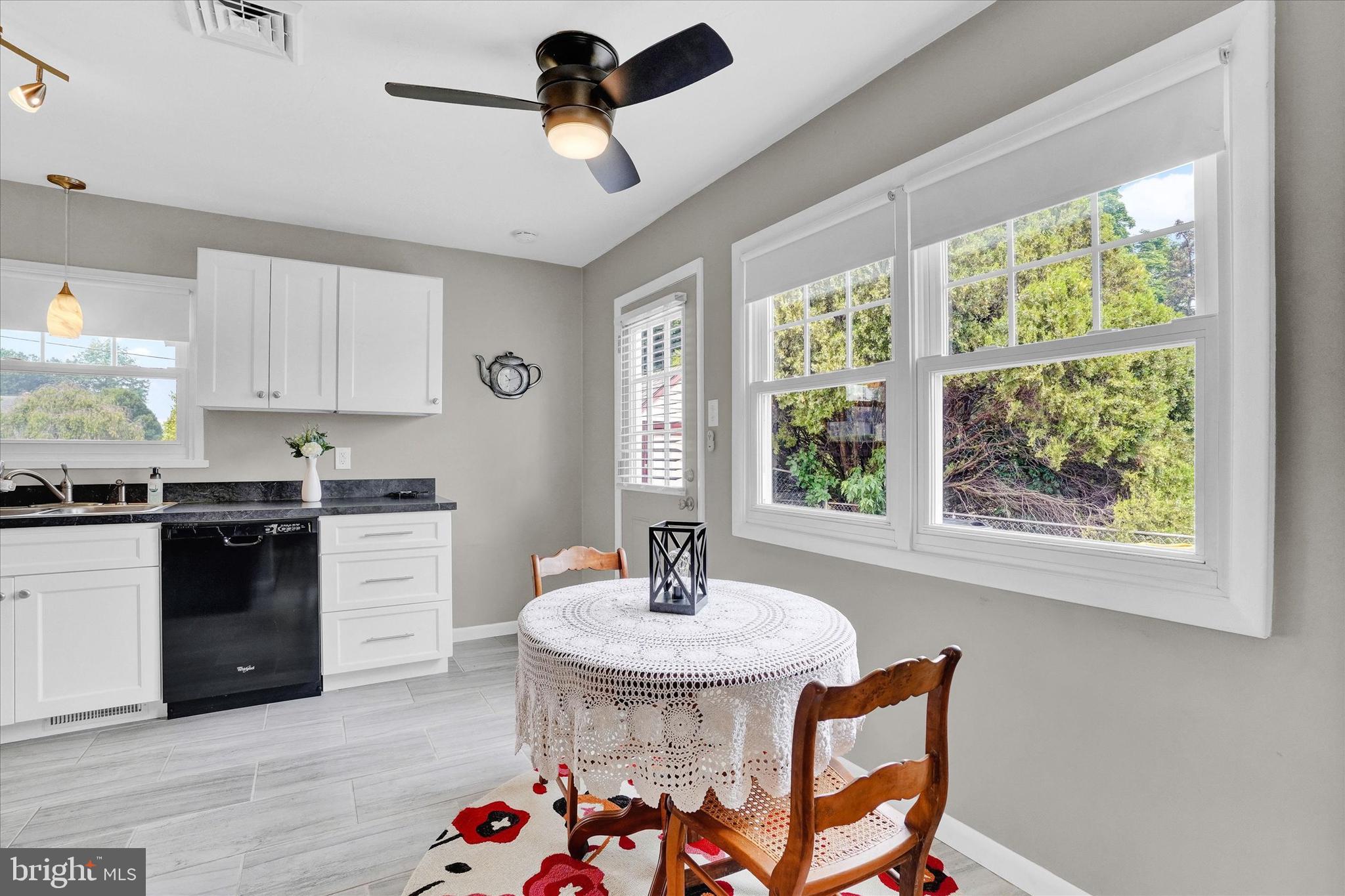2435 Dunbar Road York, PA 17408 - Photo 8 of 27