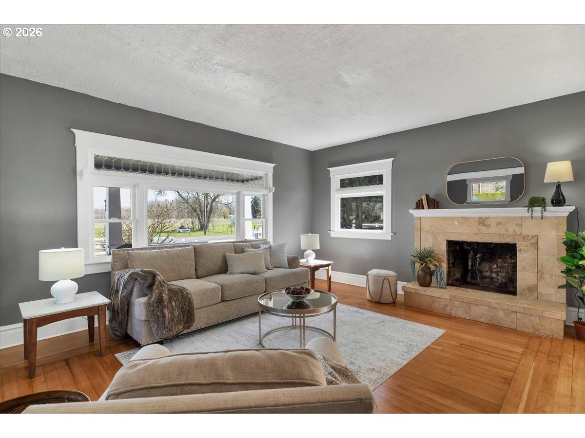5224 Gaffin Road Southeast Salem, OR 97317 - Photo 9 of 48