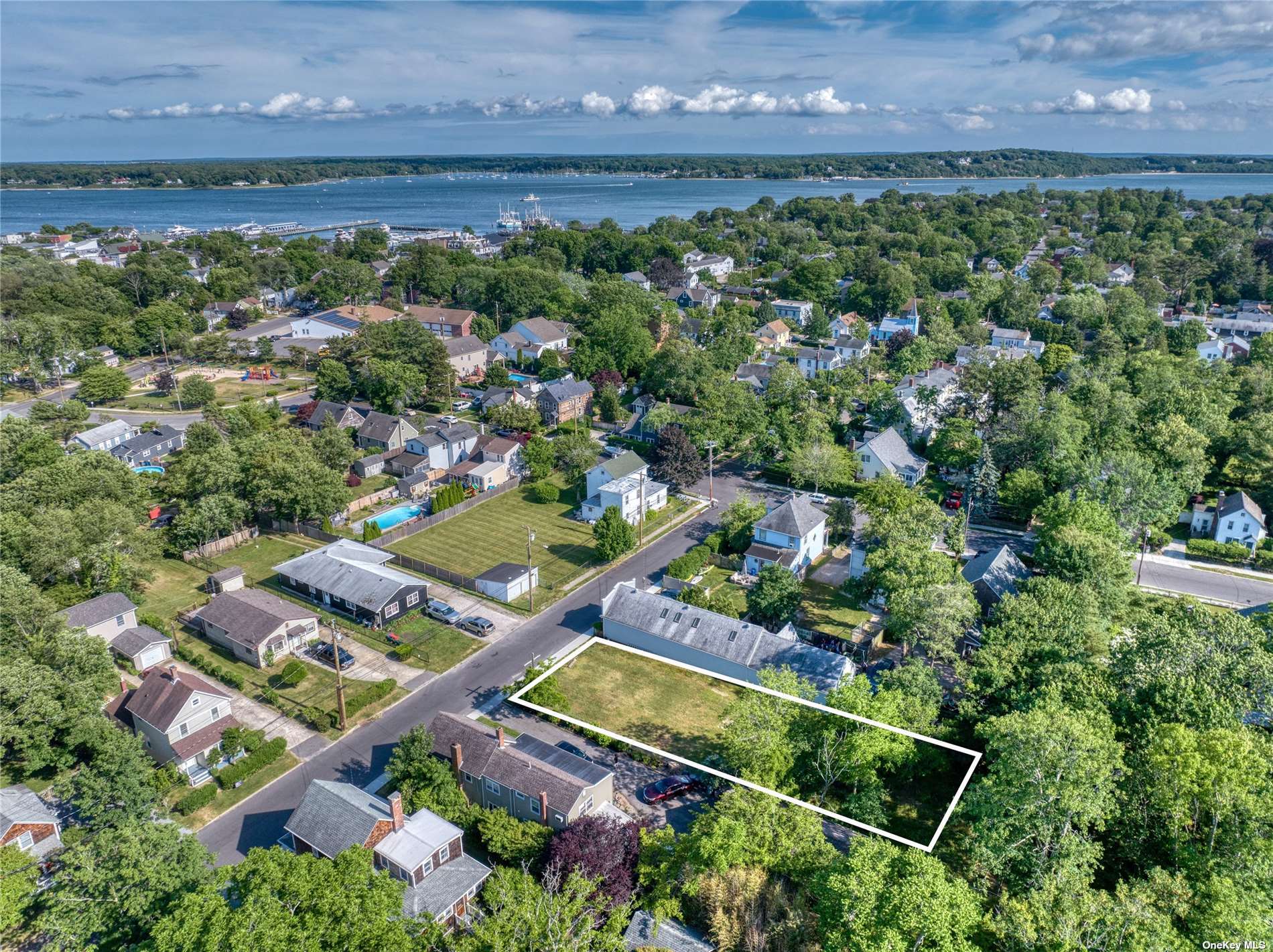 415 Kaplan Avenue, Greenport, NY 11944 Compass