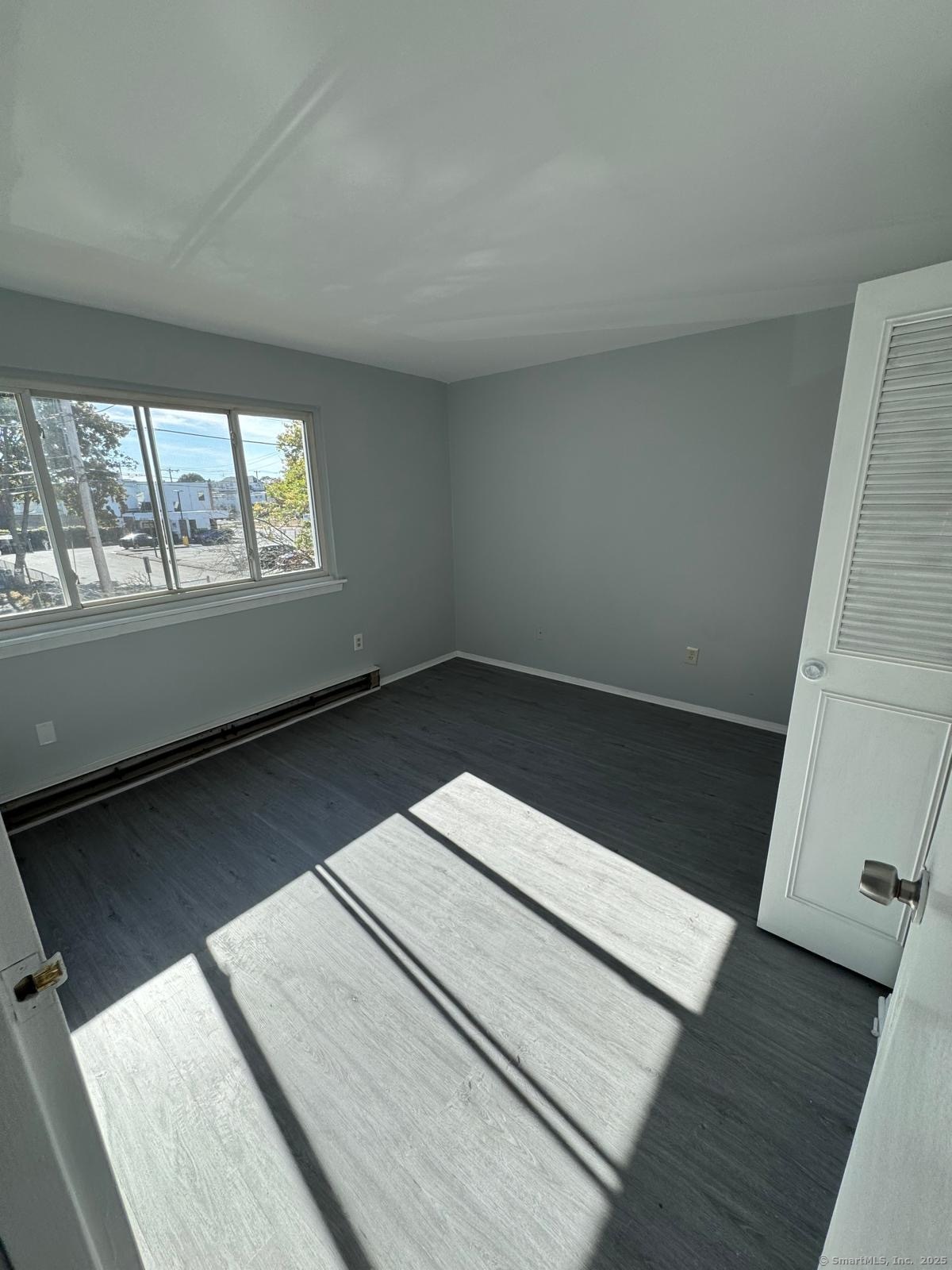 25 St Stephen Street Bridgeport, CT 06610 - Photo 2 of 3