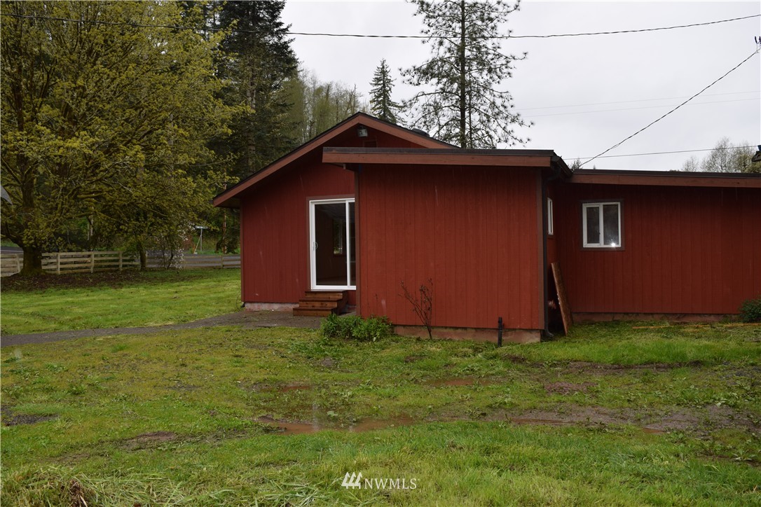 110 Cloquallum Road Elma, WA 98541 - Photo 5 of 24 Gallery Image 5
