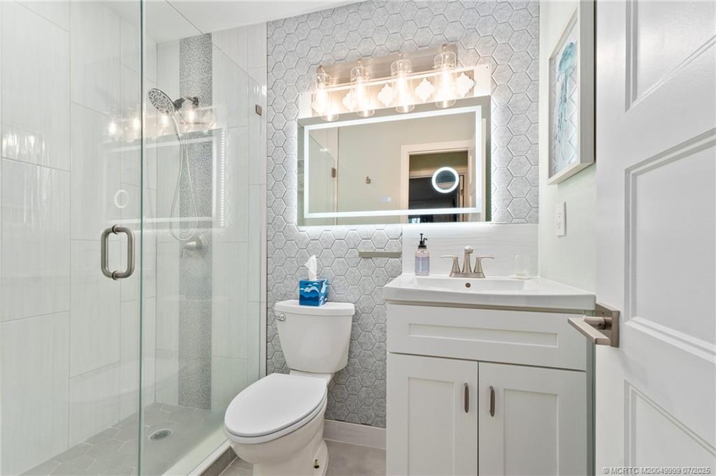 1915 Southwest Palm City Road, Unit 8H Stuart, FL 34994 - Photo 19 of 36 Gallery Image 19