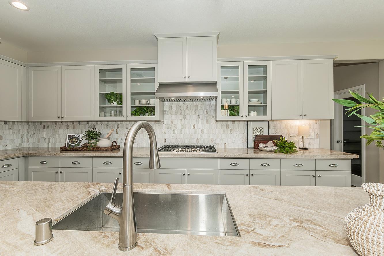 4338 Monarch Place Madera, CA 93636 - Photo 18 of 54