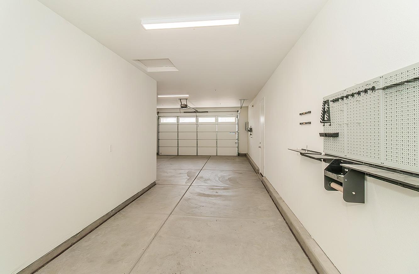 4338 Monarch Place Madera, CA 93636 - Photo 47 of 54