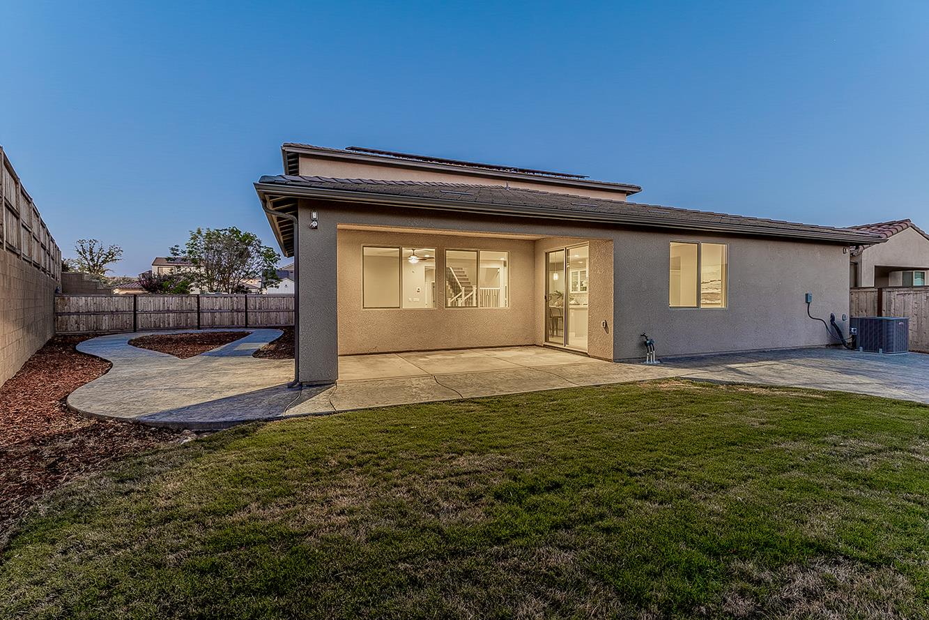 4338 Monarch Place Madera, CA 93636 - Photo 50 of 54