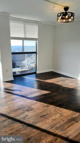 $2,000 | 6100 Westchester Park Drive, Unit 1814, College Park, MD 20740