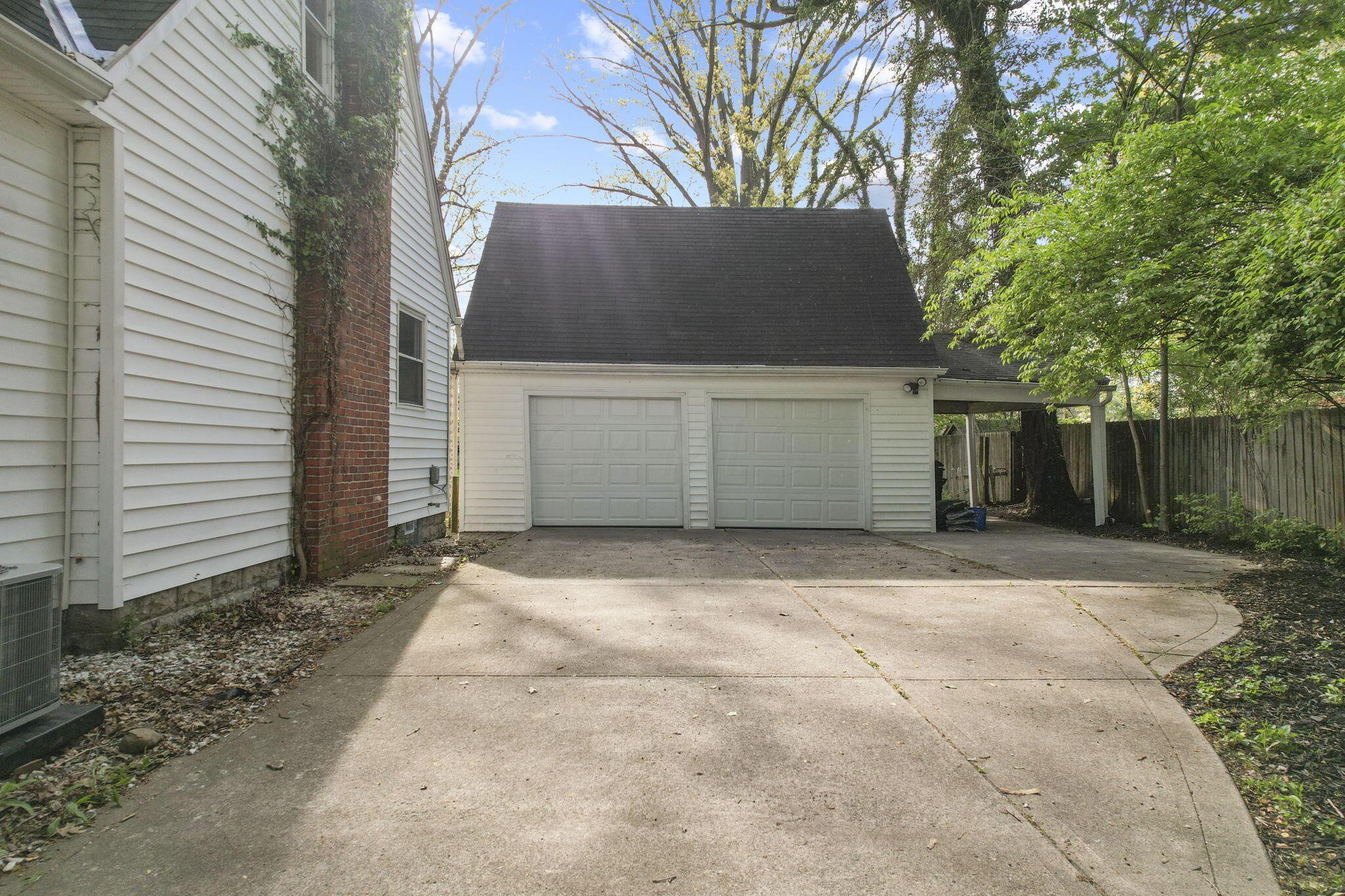 1121 Shady Lane Road Columbus, OH 43227 - Photo 49 of 55 54-web-or-mls-DJI_0408