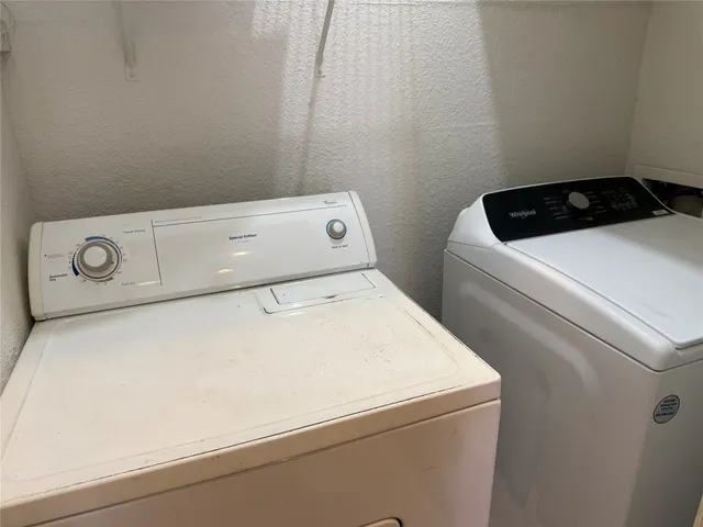 $1,200 | 2121 El Paseo Street, Unit 1305, Houston, TX 77054