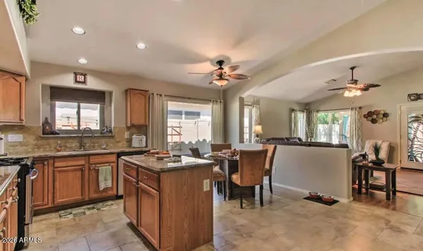 $2,850 | 17211 North Cassi Drive, Surprise, AZ 85374