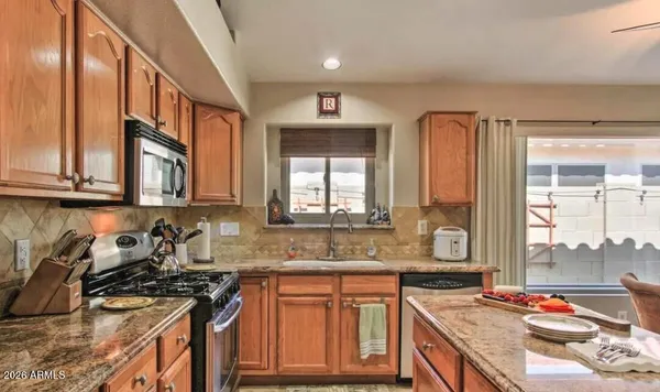 $2,850 | 17211 North Cassi Drive, Surprise, AZ 85374