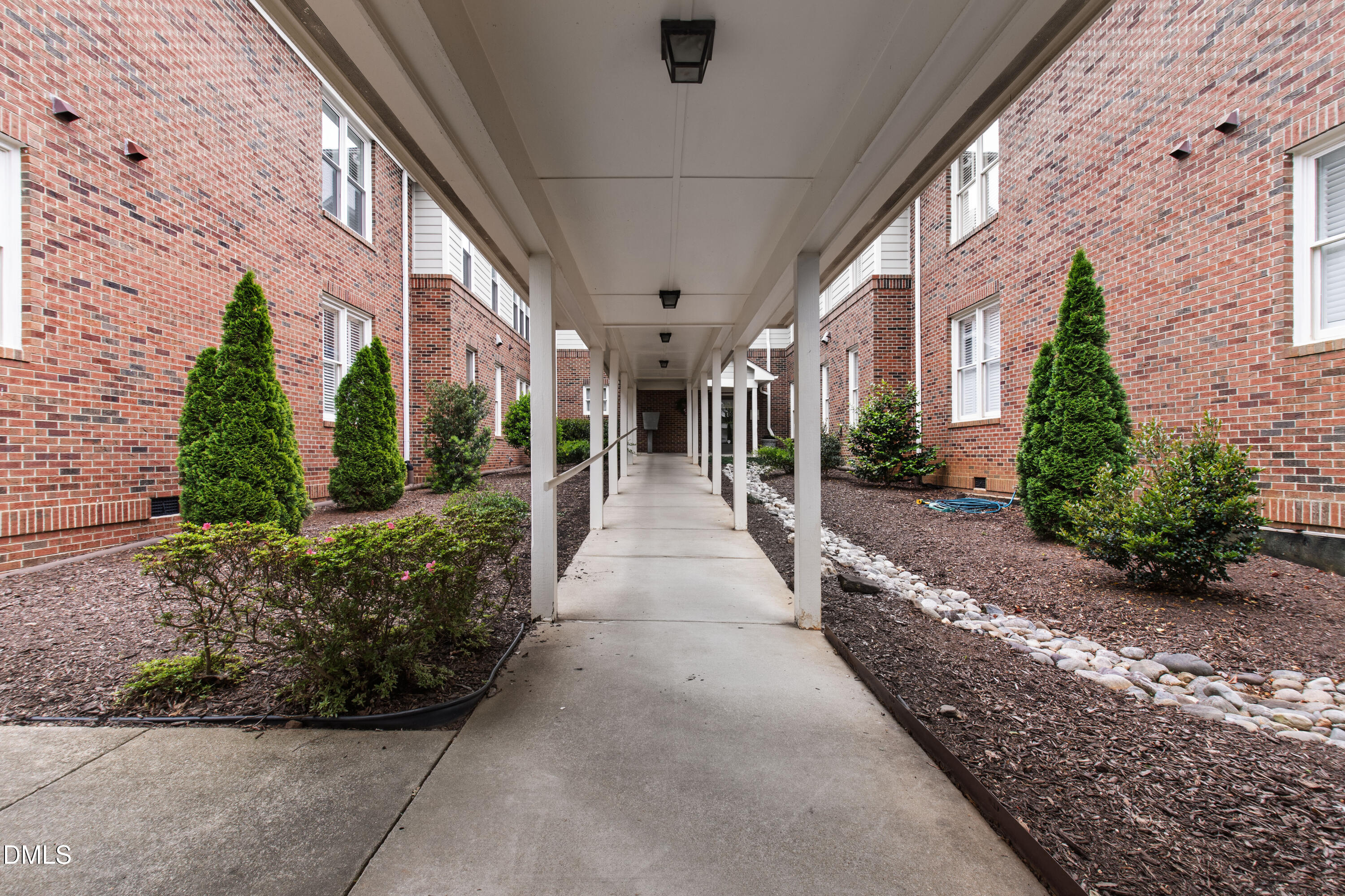 100 Edenburgh Road, Unit 201 Raleigh, NC 27608 - Photo 59 of 62 Edenburgh (59)