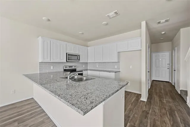 $1,375 | 601 Thomas Street, Unit 1, Bonham, TX 75418